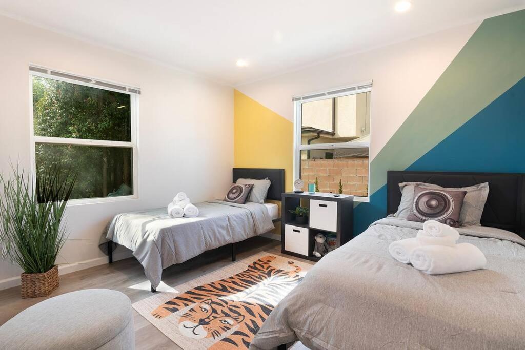 Beautiful 3 Bed 1 Bath Designer Home + Hot Tub Los Ángeles Exterior foto